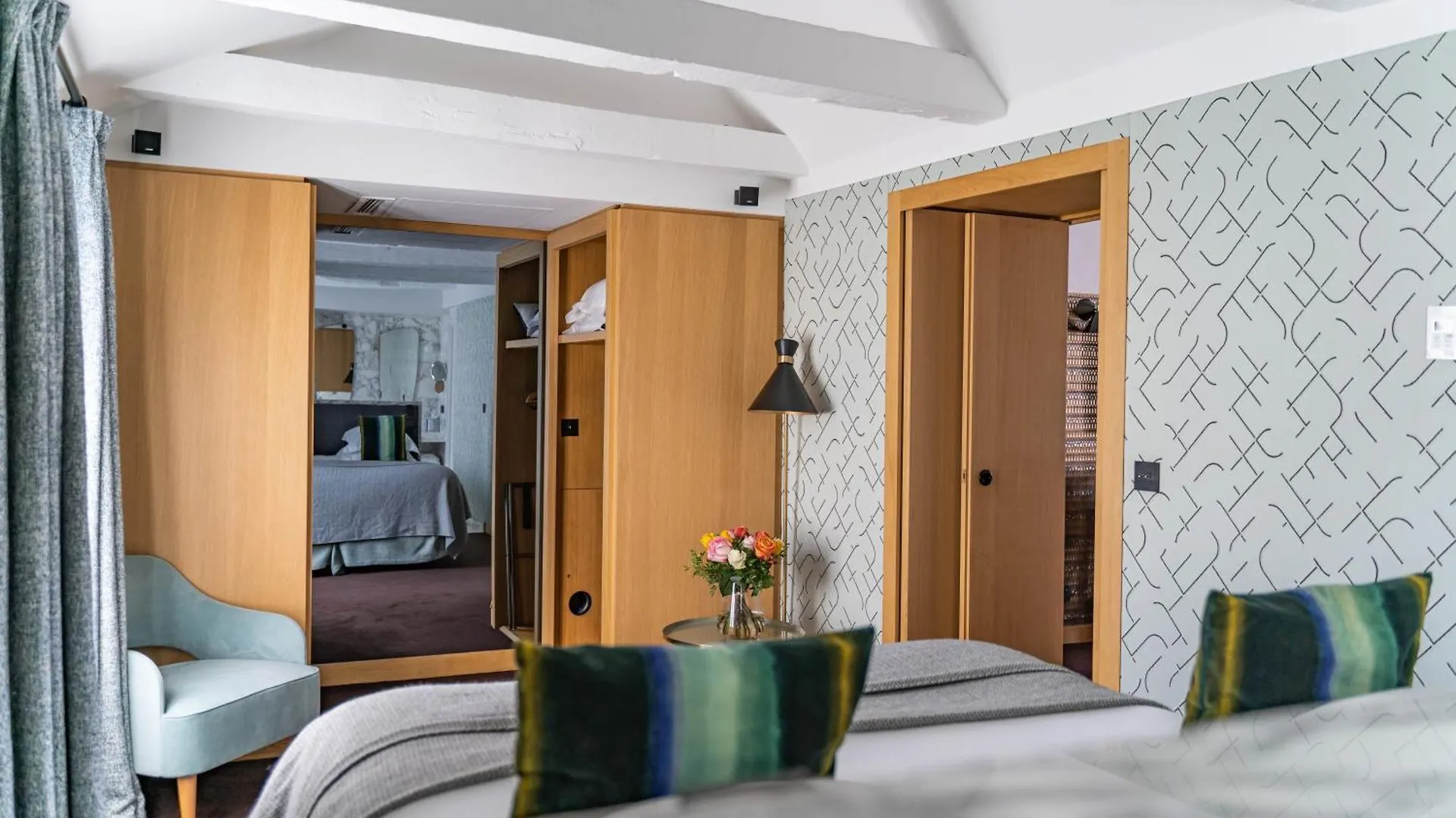 Hotel Artus Paris Fransa